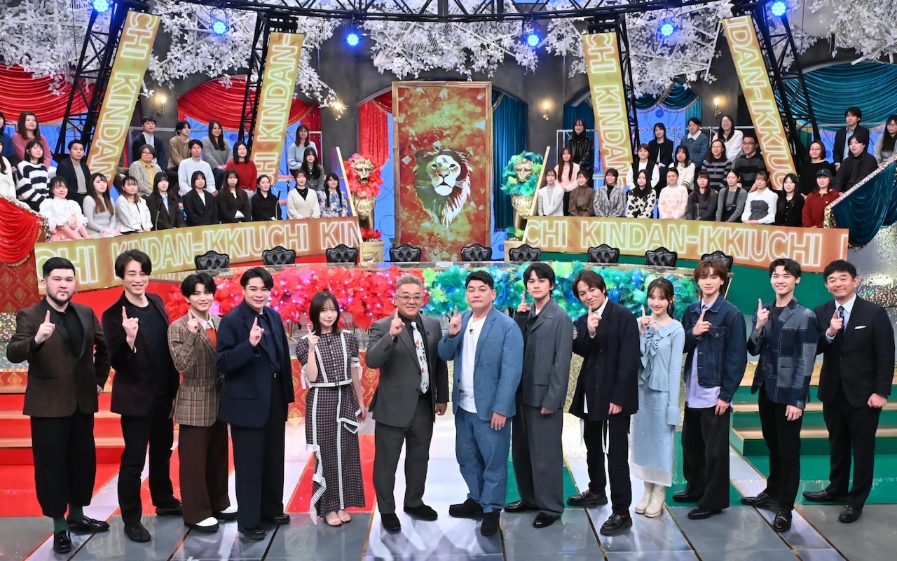 「今夜解禁！サンドの禁断の一騎打ち」の出演者。©︎フジテレビ