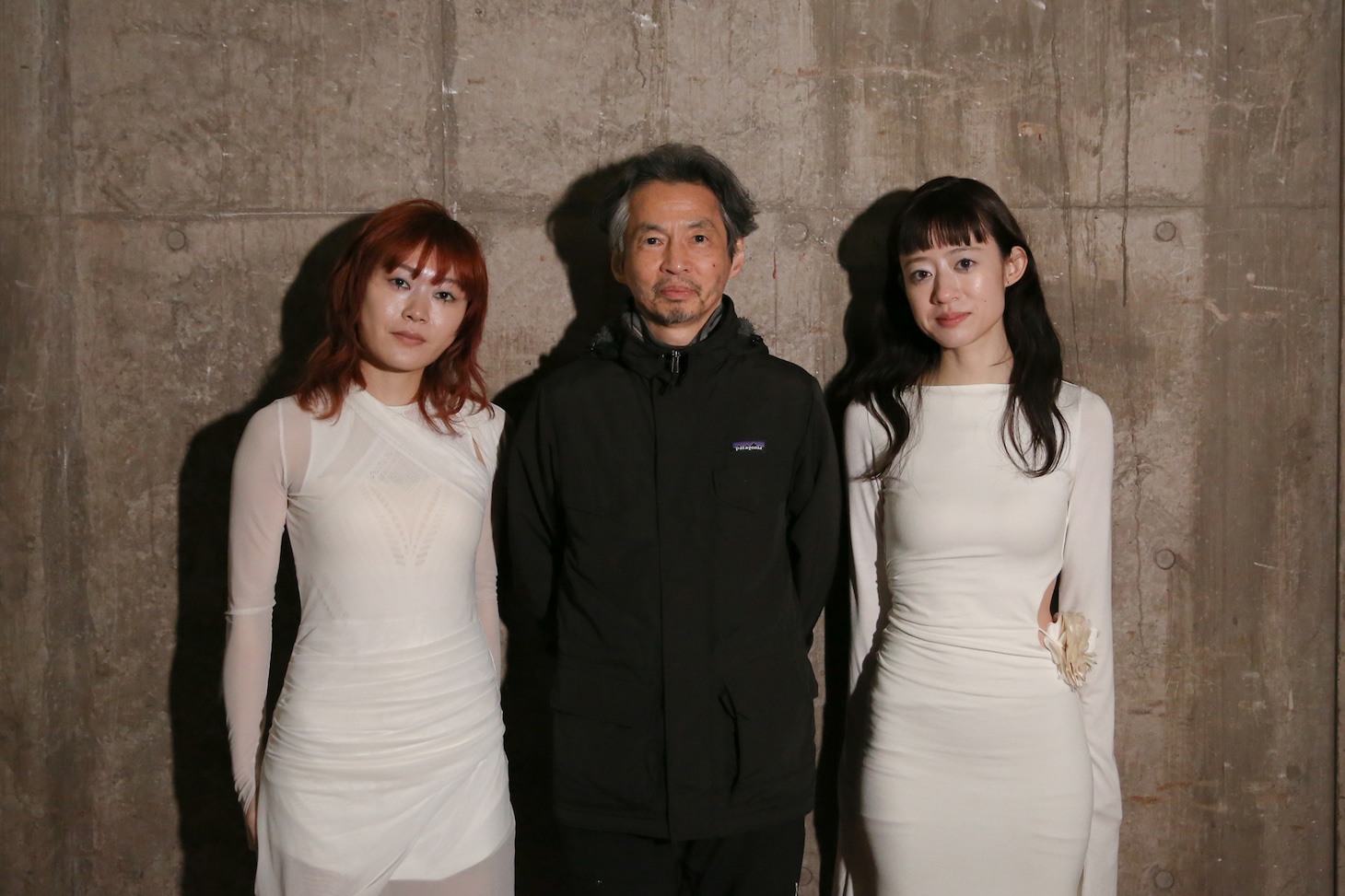 羊文学と石井岳龍監督。