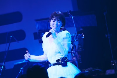 hitomi（Photo by Yuma Totsuka）
