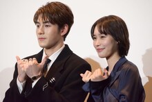 ジェフリー・ガイと南沙良。