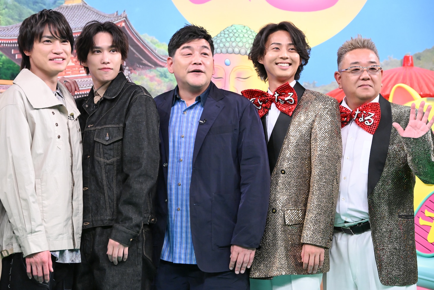 左から二階堂高嗣、千賀健永、富澤たけし、藤ヶ谷太輔、伊達みきお。