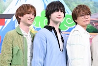 左から宮田俊哉、玉森裕太、横尾渉。