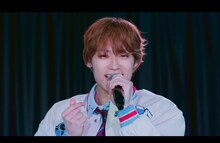 ダイヤ役を演じる髙松アロハ（超特急）。「大丸愛は選択する」第1話場面写真より。