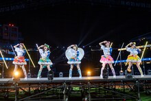 超ときめき♡宣伝部によるライブの様子。