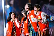 日向坂46三期生。左から山口陽世、上村ひなの、髙橋未来虹、森本茉莉。©Seed & FlowerLLC