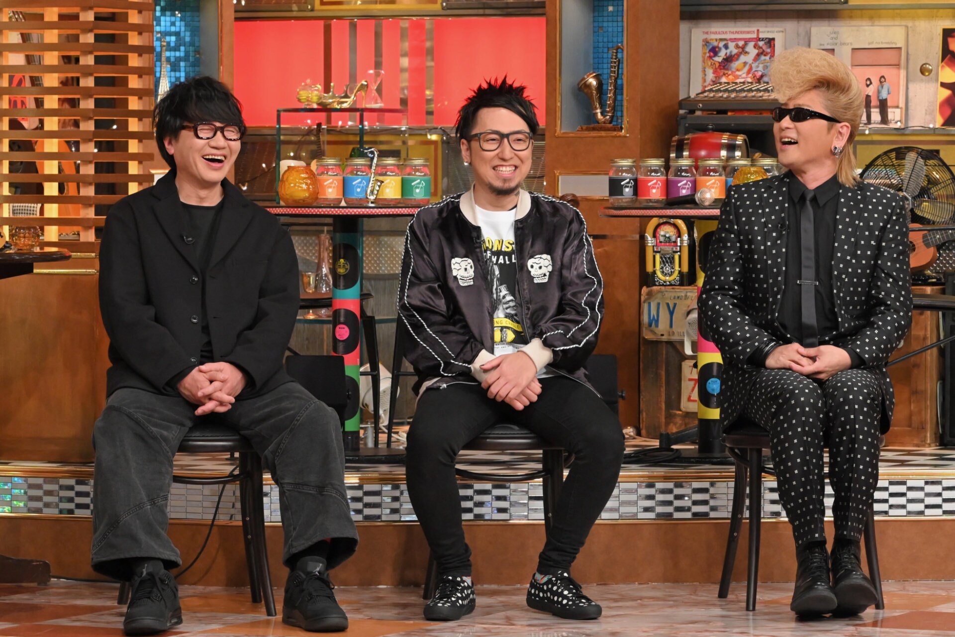 EIGHT-JAM」4月12日放送回より。左から鹿野淳、MAH（SiM）、綾小路翔