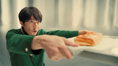 櫻井翔、相葉雅紀、天海祐希が出演するセブン-イレブン・ジャパン新CMより。