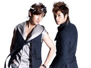 「東方神起 LIVE TOUR 2012 ～TONE～」より。