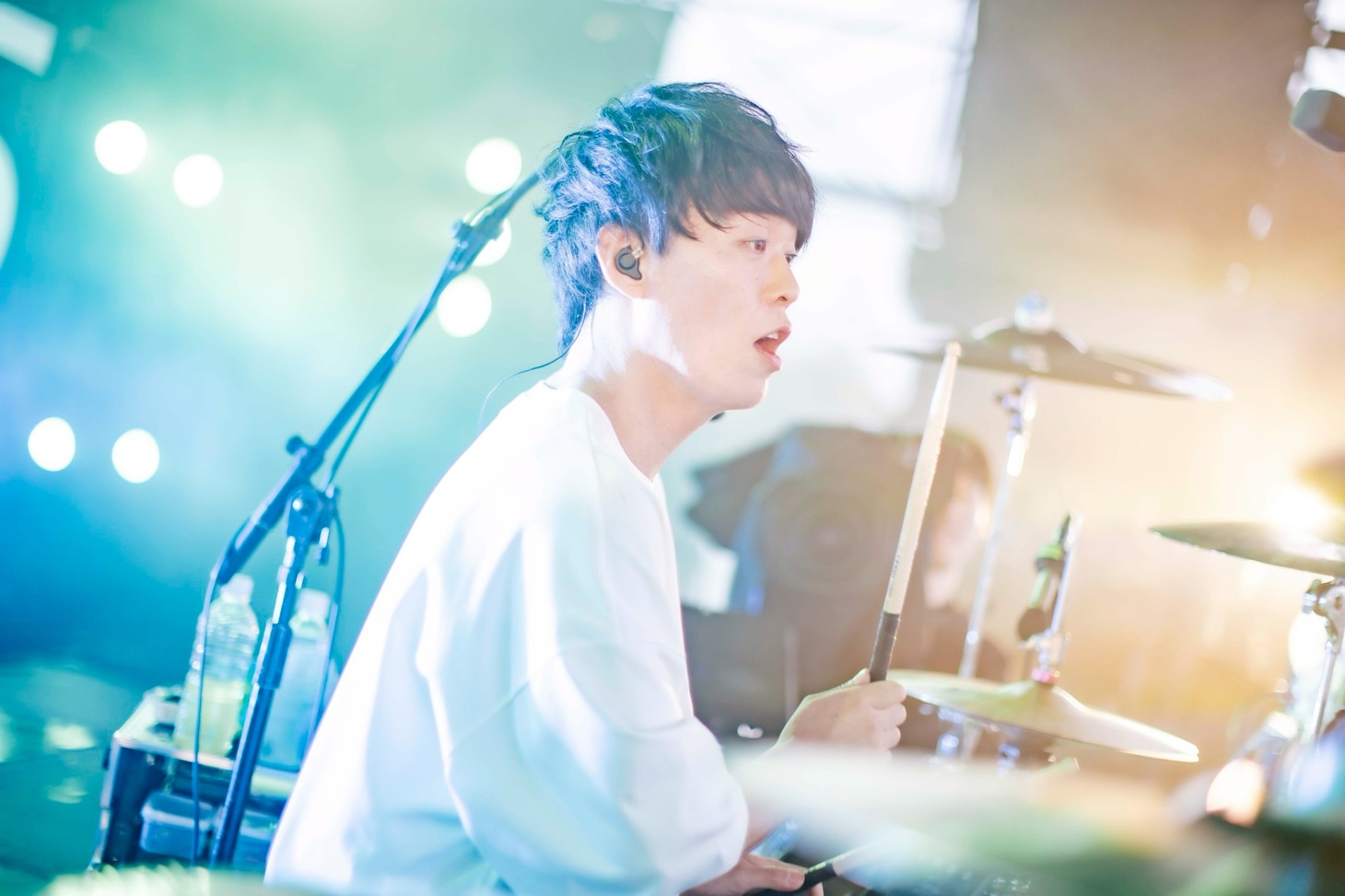 KOUHEI（Dr, Cho）（撮影：藤井拓）