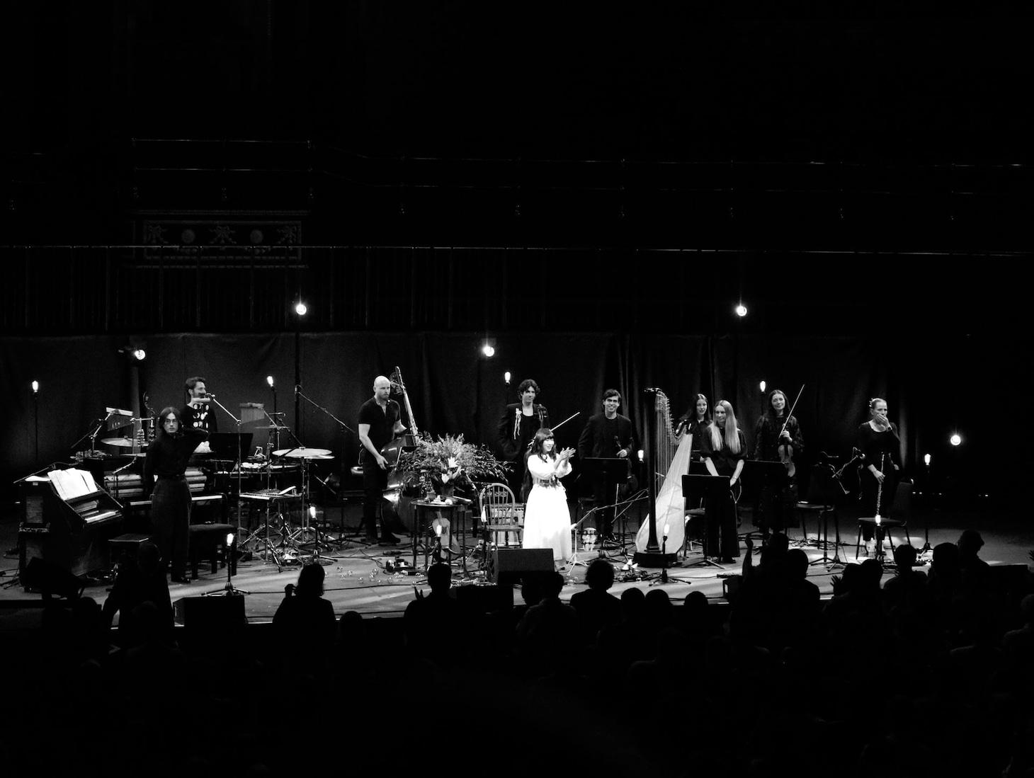 青葉市子 Royal Albert Hall公演の様子。（Photo by Ellie Slorick）