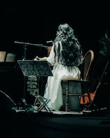 青葉市子（Photo by Ellie Slorick）