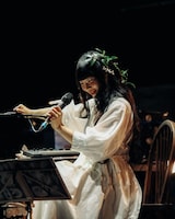 青葉市子（Photo by Ellie Slorick）