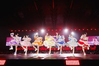 「SWEET STEADY 2nd ANNIVERSARY LIVE『SWEET STEP』」幕張メッセ公演の様子。