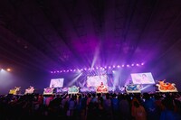 「SWEET STEADY 2nd ANNIVERSARY LIVE『SWEET STEP』」幕張メッセ公演の様子。