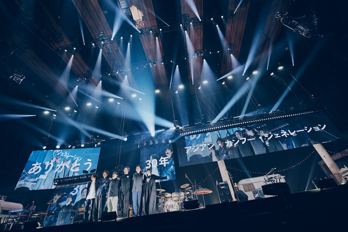 「30th Anniversary Special Concert "Thirty Revolutions"」有明アリーナ公演の様子。（撮影：山川哲矢）