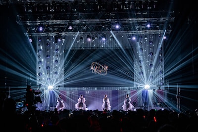 「東京女子流 LAST LIVE ～*キセキの物語*～」の様子。