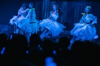 「東京女子流 LAST LIVE ～*キセキの物語*～」の様子。