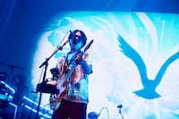 はっとり（Vo, G）（撮影：酒井ダイスケ）