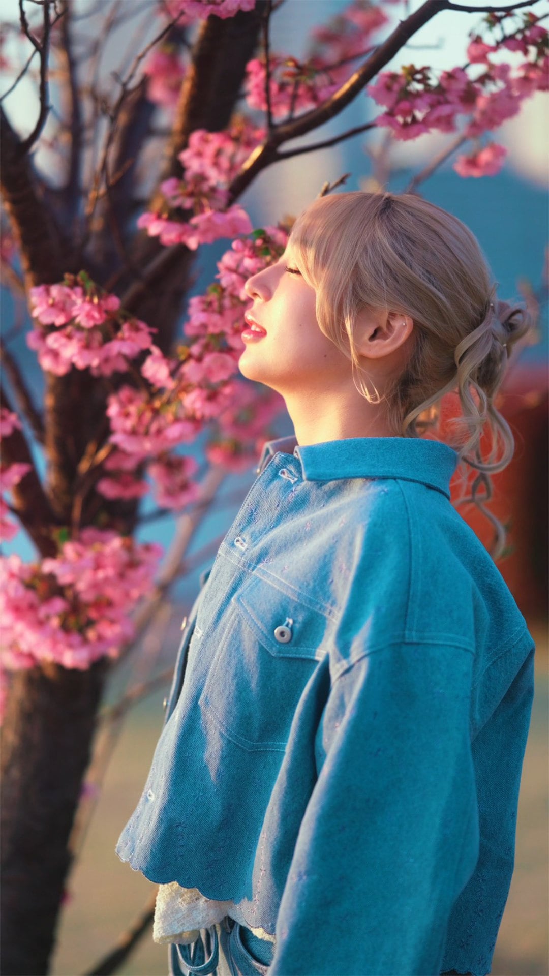 茉ひるが新曲「天気雨」リリース、新生活に寄り添うポップロックナンバー