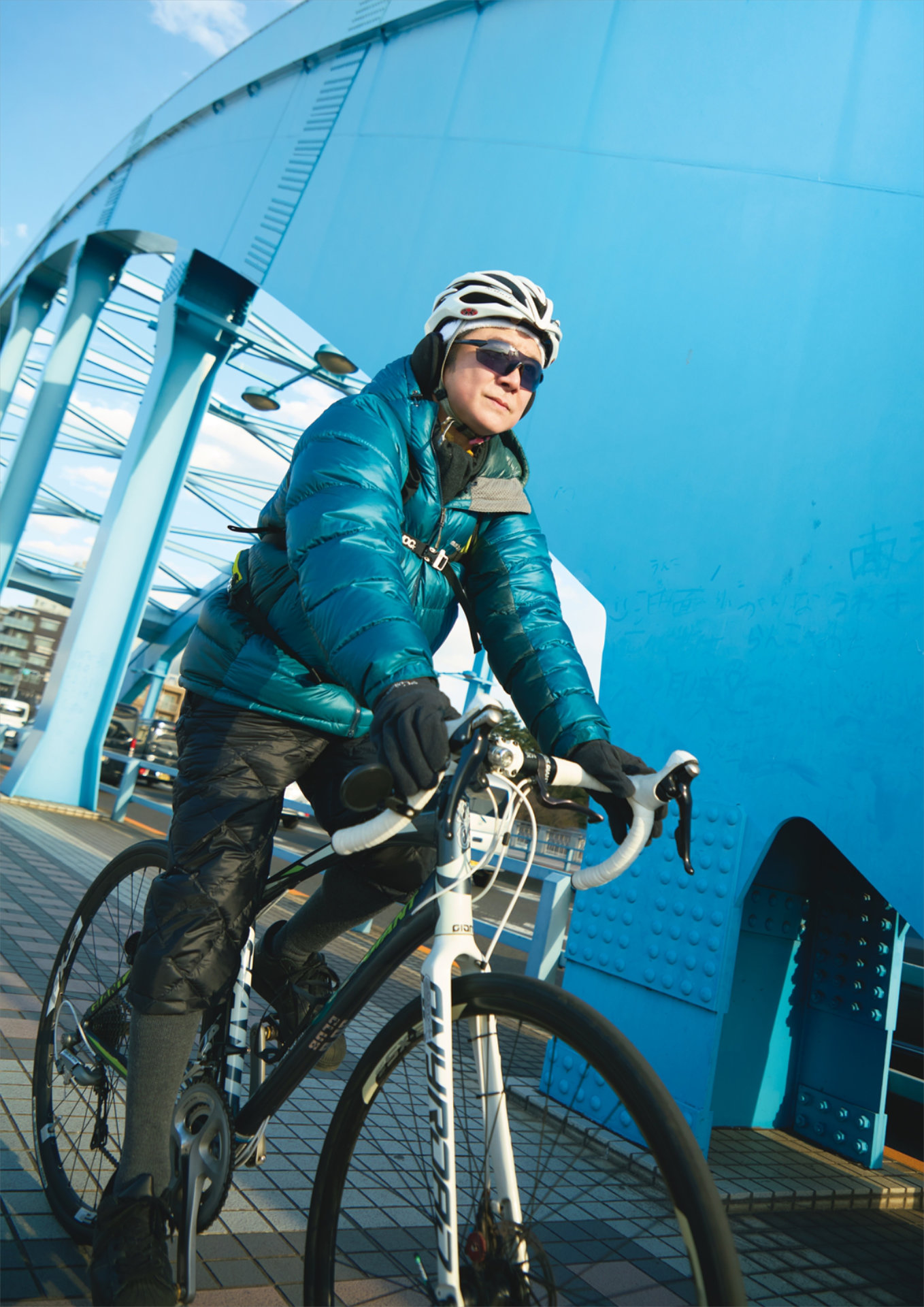 錦織一清の1st写真集＆カレンダー「言魂ー10 カラットの呟きと共にー」より。