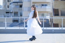 乃木坂46川﨑桜が「エチュード」で手にした確かな自信、活動5年目に届けるこだわりの1st写真集