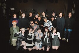 RAYがアイドルとバンドの壁を粉砕、downyとZAZEN BOYSを相手に真っ向勝負