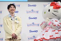 吉田仁人（M!LK）とハローキティ。