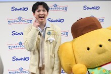 “決めエール”を披露するシナモロール、吉田仁人（M!LK）。