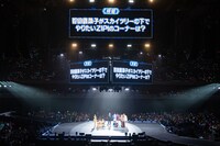 クイズ対決の様子。