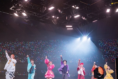 「Chai Maxx」のコラボパフォーマンスの様子。