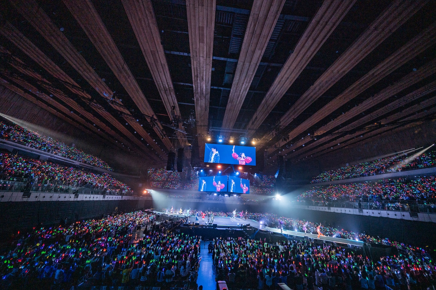 「走れ！」のコラボパフォーマンスの様子。