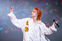 「Chai Maxx」のタカシ（超特急）。