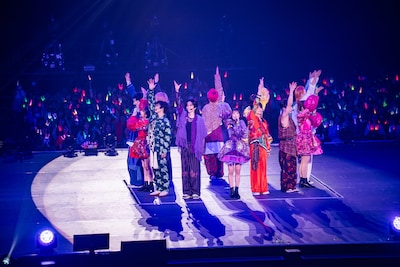 「走れ！」のコラボパフォーマンスの様子。