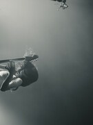 塩塚モエカ（Vo, G / 羊文学）