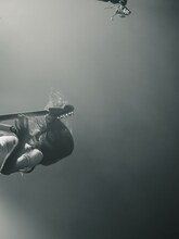 塩塚モエカ（Vo, G / 羊文学）