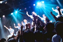 「Tohkei 新体制お披露目 単独公演『花明』」の様子。