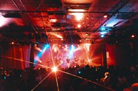 「INUWASI BAND SET RELEASE PARTY〝 狗春一閃 〟」の様子。（撮影：小林弘輔）