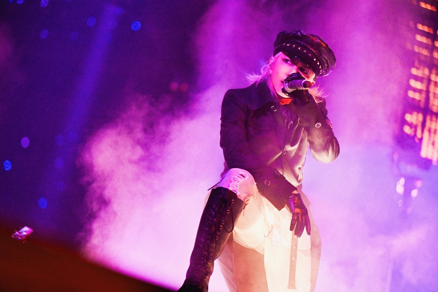 「ARENA TOUR 2024 UNDERGROUND」よりhyde（Vo）。