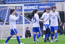 アーティスト選抜が日本代表レジェンズと夢のサッカー大会！埼スタでの大熱戦に本田圭佑「正直ナメてました」
