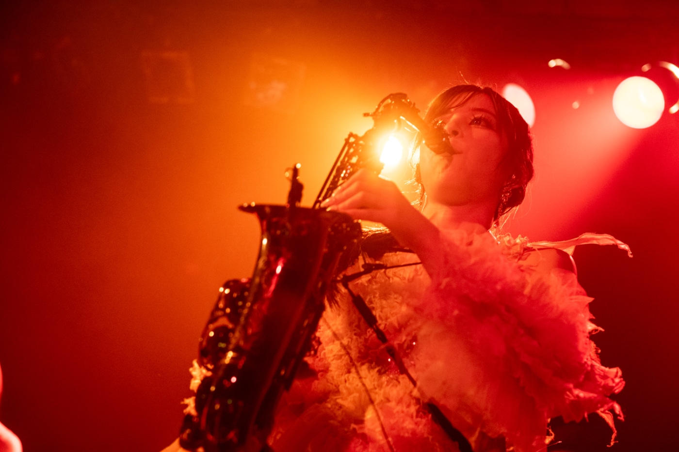 佳子（Sax / CiON）（Photo by MAYUMI）