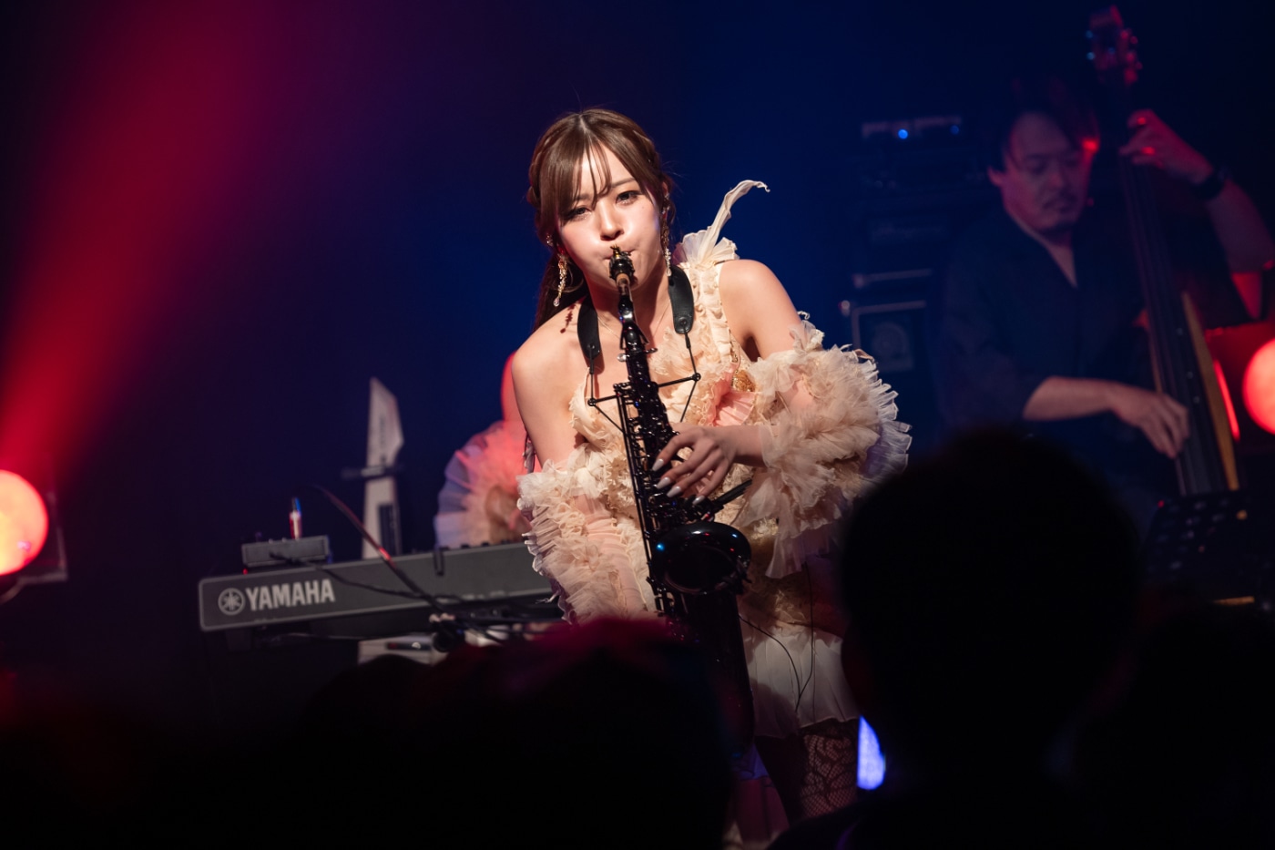 佳子（Sax / CiON）（Photo by MAYUMI）