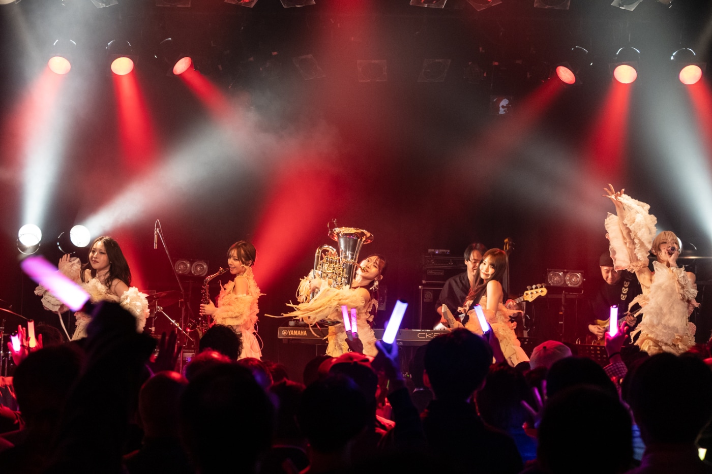 「CiON's Love Call 2026 supported byライブナタリー」よりCiONのステージの様子。（Photo by MAYUMI）