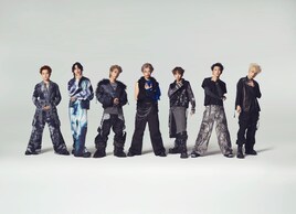 IMP.「INVADER」のMV公開、ロングネイル＆傷メイクで世界観表現