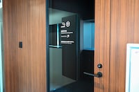 東京建物 ぴあ シアターの喫煙所。