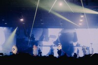 ピーナッツくんのパフォーマンスの様子。（Photo by Jun Yokoyama）