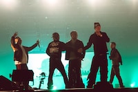 Lunv Loyal、YTG、Deechがそろい、Yvngboi Pのステージで披露された「Big Step」。（Photo by Taio Konishi）