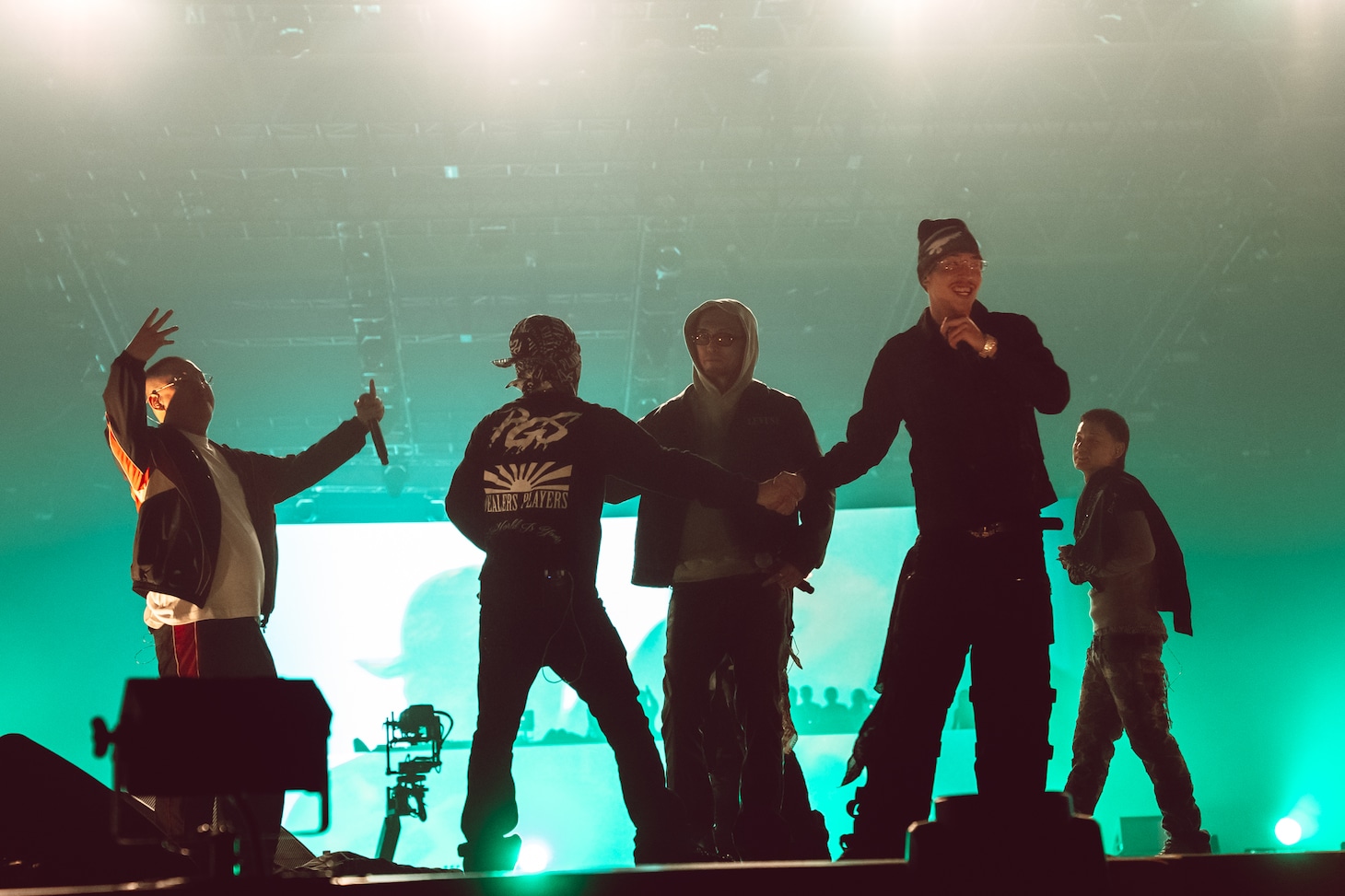 Lunv Loyal、YTG、Deechがそろい、Yvngboi Pのステージで披露された「Big Step」。（Photo by Taio Konishi）