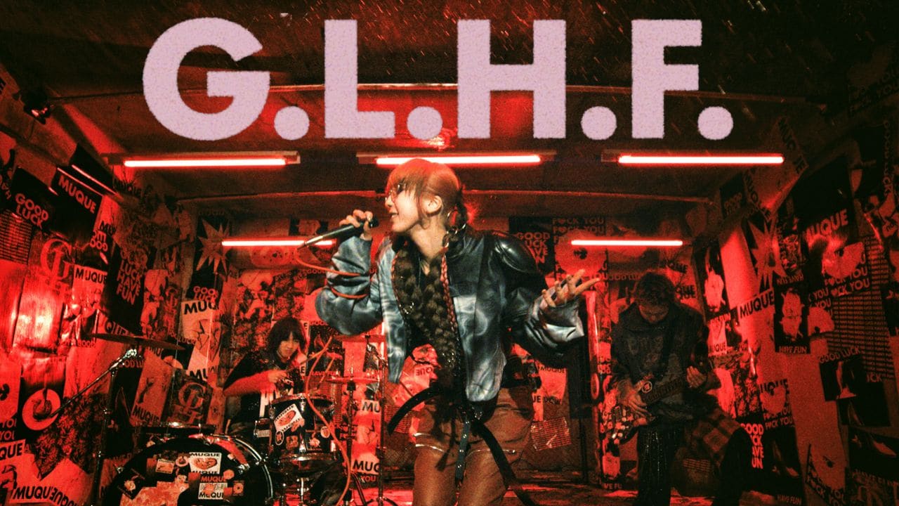 muque「Good Luck, Have Fun」ミュージックビデオより。