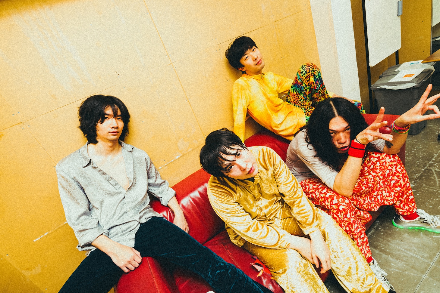 挫・人間「挫人間単独公演地獄式新入生歓迎会弍零弍六」バックステージの様子。（撮影：エドソウタ）