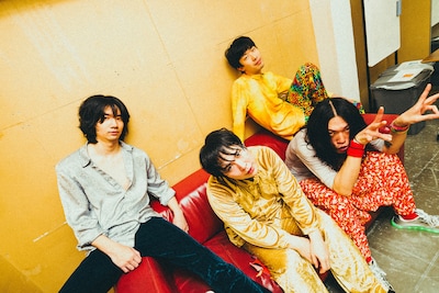 挫・人間「挫人間単独公演地獄式新入生歓迎会弍零弍六」バックステージの様子。（撮影：エドソウタ）